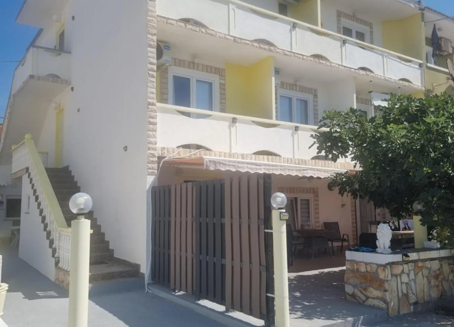 דירה Dinjiška Apartmani Alen קרואטיה